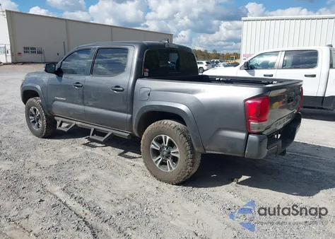 2017 Toyota Tacoma Trd Sport z USA, uszkodzony, nr VIN 5TFCZ5AN0HX097083